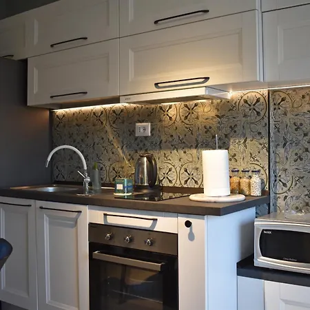 아파트 Fit Five 티라나