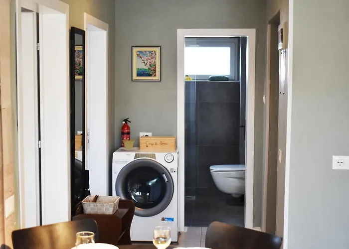 Fit Five * Τίρανα